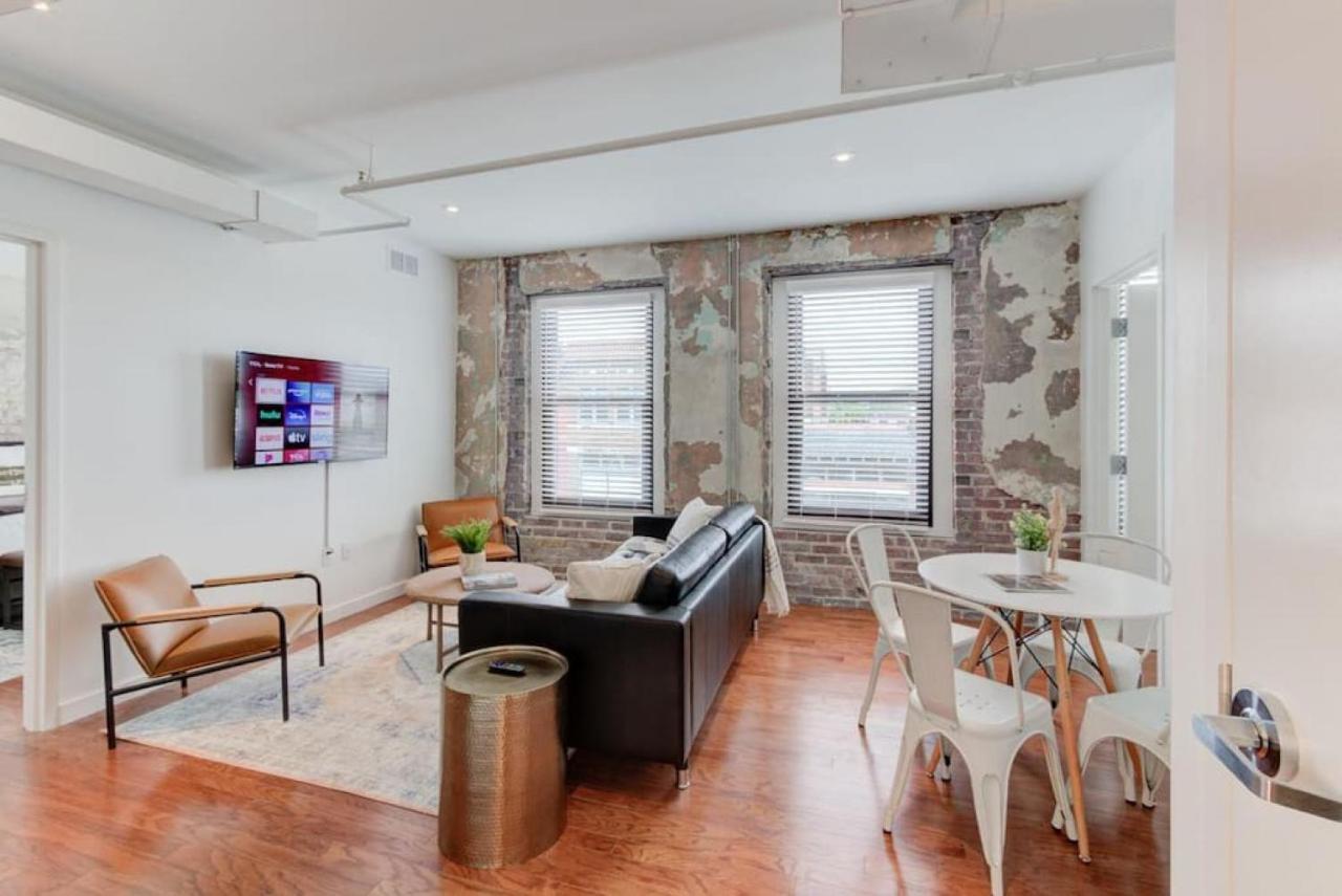 Historic South Main Gem Apartment *